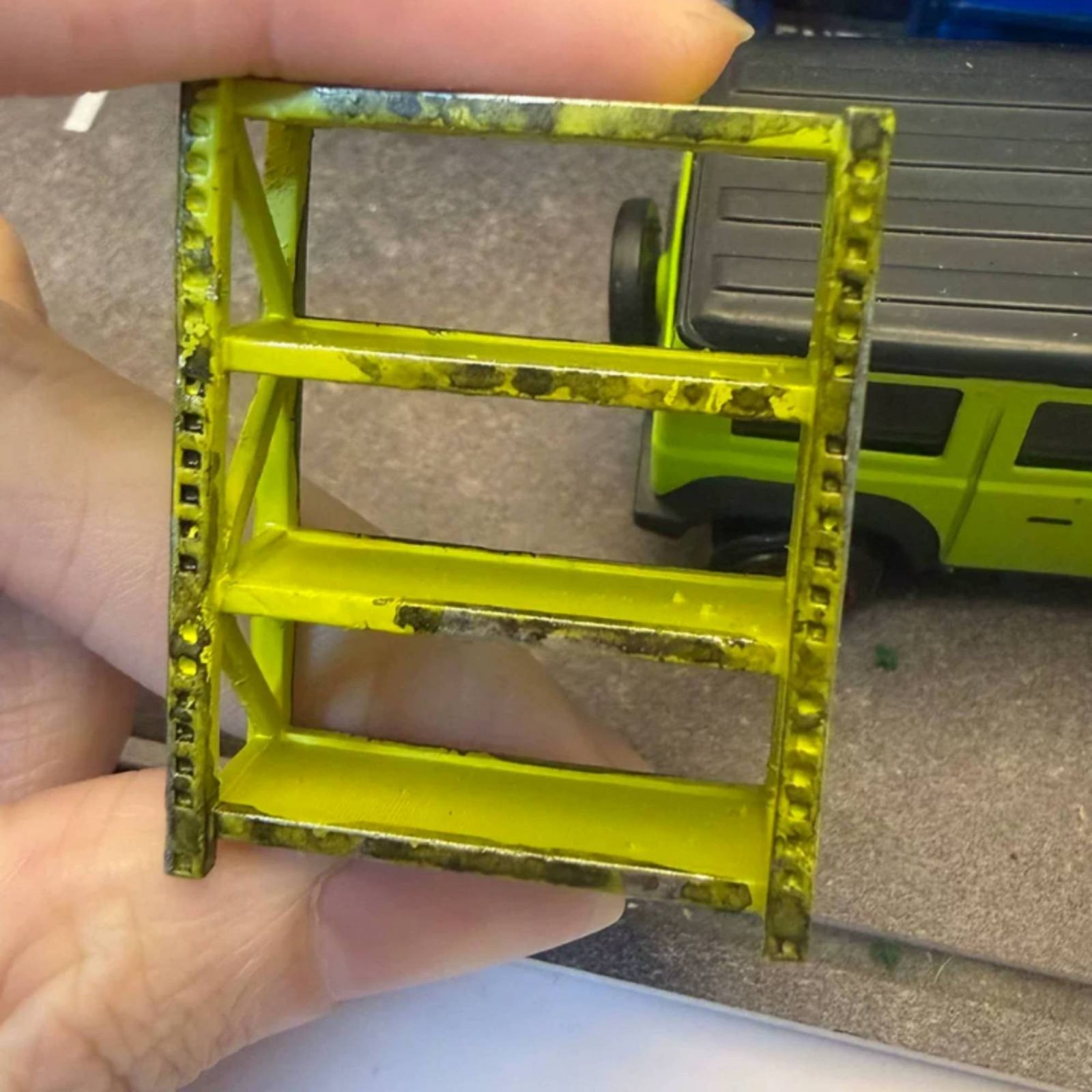 Auto Repair Shop In - 1/64 Garaj Rafı Gerçekçi Tasarım Tamirhane